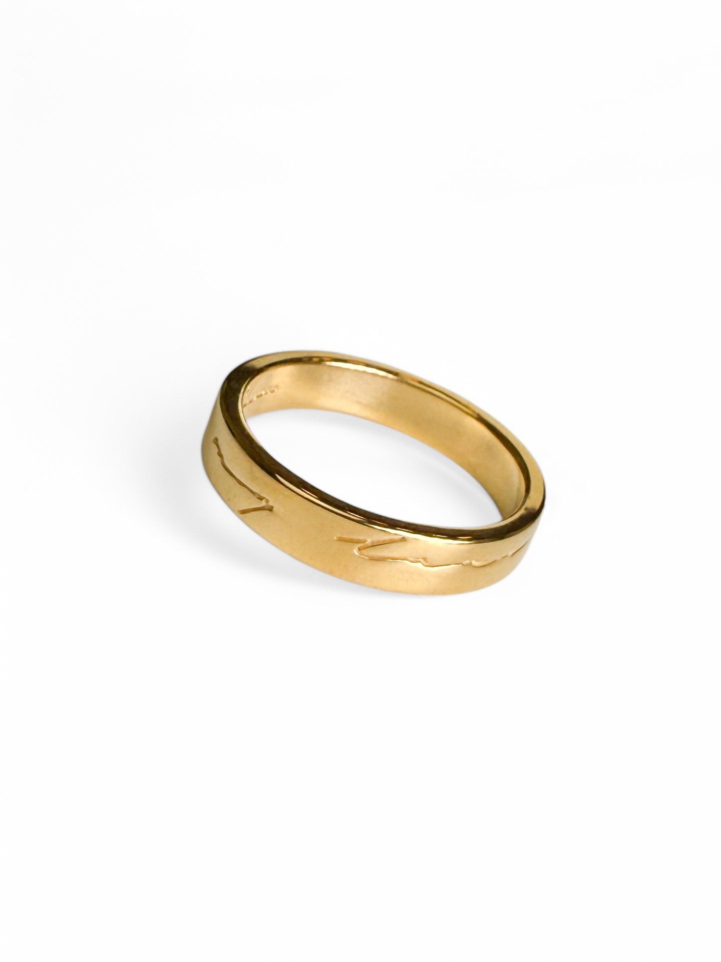 ‘In my lane’ handwritten engraving on silver band with 18ct yellow hard gold plating