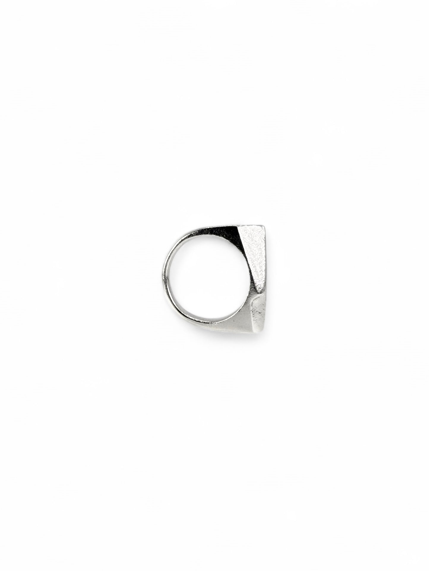 Chunky lightening bolt ring in sterling silver